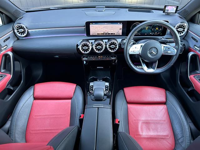 ＬＩＢＥＲＡＬＡ川越では、プレミアムブランド輸入車を取り揃えております。貴方にぴったりの１台を、新しい驚きと発見とともに較べて愉しんで下さい。