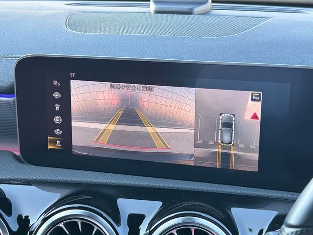 ＬＩＢＥＲＡＬＡは輸入車と本を愛される方々に少しだけ上質な時間が過ぎていくように、落ち着きのある空間をご用意しております。あなたにぴったりな少しハイセンスなお店に遊びにいらしてください。