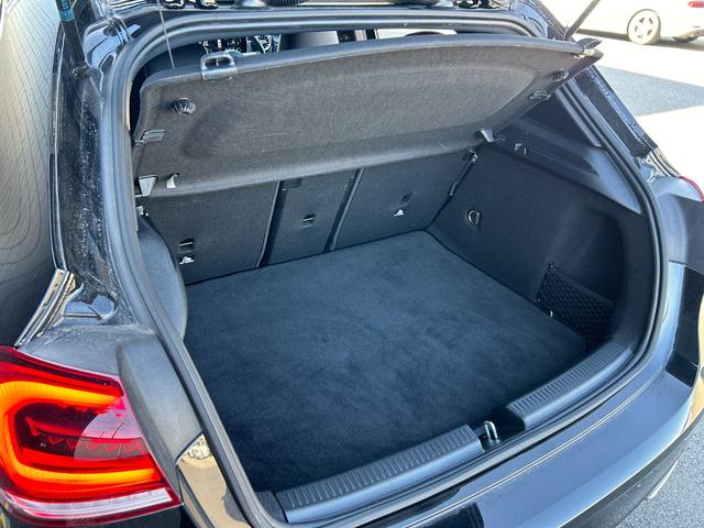 輸入車をお探しになられている方に貴方の大切な１台をお届けします。メーカーを較べて愉しんでください。電話番号　：０４９−２２９−６１６１　メールアドレスｌｉｂｅｒａｌａ＿ｋａｗａｇｏｅ＠ｓａｌｅｓ．ｇｌ