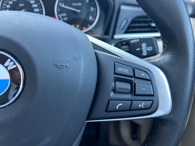 ２シリーズ ２１８ｄアクティブツアラー　ラグジュアリー　ワンオーナー　白革シート　純正ナビ　アンビエントライト　コンフォートアクセス　パワーシート　シートヒーター　パワーバックドア　バックカメラ　前後ドライブレコーダー　純正１６インチアルミホイール（7枚目）