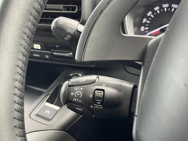 ベルランゴ シャイン　１オーナー　ガラスルーフ　純正ディスプレイオーディオ　ＡｐｐｌｅＣａｒＰｌａｙ　バックカメラ　サイドカメラ　ＡＣＣ　ＢＳＭ　ＥＴＣ　ドライブレコーダー（15枚目）