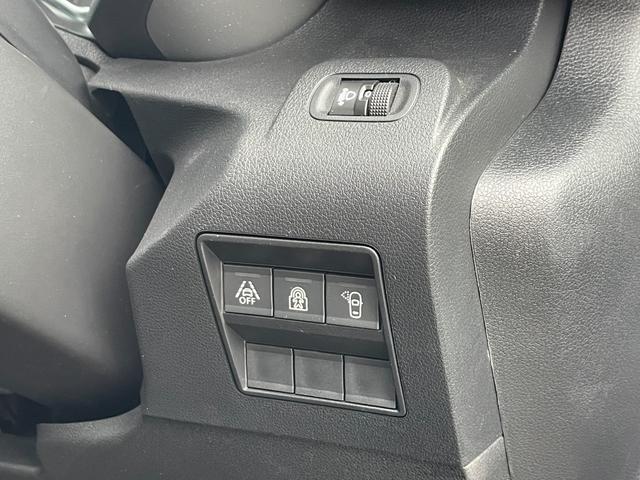 ベルランゴ シャイン　１オーナー　ガラスルーフ　純正ディスプレイオーディオ　ＡｐｐｌｅＣａｒＰｌａｙ　バックカメラ　サイドカメラ　ＡＣＣ　ＢＳＭ　ＥＴＣ　ドライブレコーダー（17枚目）