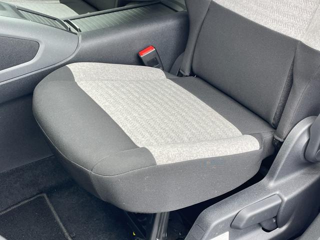 ベルランゴ シャイン　１オーナー　ガラスルーフ　純正ディスプレイオーディオ　ＡｐｐｌｅＣａｒＰｌａｙ　バックカメラ　サイドカメラ　ＡＣＣ　ＢＳＭ　ＥＴＣ　ドライブレコーダー（25枚目）