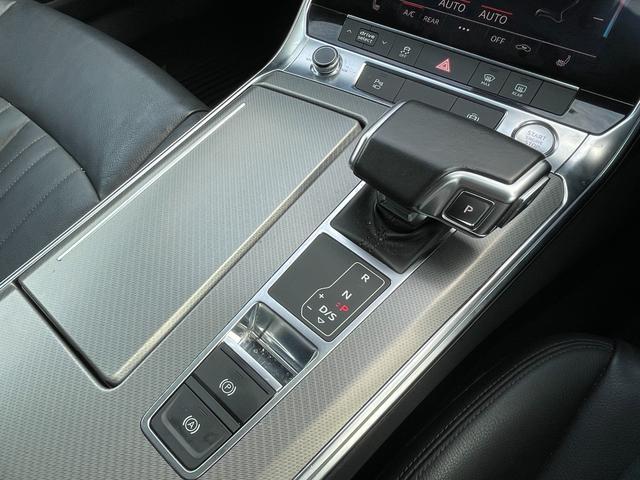 Ａ７スポーツバック ５５ＴＦＳＩクワトロ　デビューパッケージ　アシスタンスＰＫＧ　黒革シート　ＢＡＮＧ＆ＯＬＵＦＳＥＮ　純正ナビ　３６０度カメラ　フルセグＴＶ　パワーバックドア　ＡＣＣ　ＢＳＭ　ＬＫＡ　シートヒーター　パワーシート　バーチャルコックピット　ＥＴＣ（11枚目）