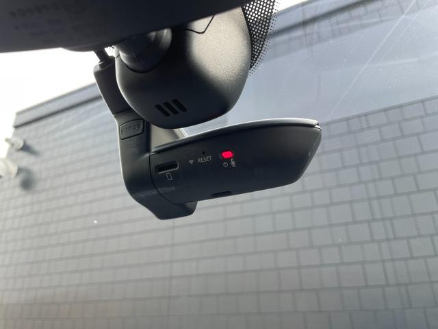 Ａ７スポーツバック ５５ＴＦＳＩクワトロ　デビューパッケージ　アシスタンスＰＫＧ　黒革シート　ＢＡＮＧ＆ＯＬＵＦＳＥＮ　純正ナビ　３６０度カメラ　フルセグＴＶ　パワーバックドア　ＡＣＣ　ＢＳＭ　ＬＫＡ　シートヒーター　パワーシート　バーチャルコックピット　ＥＴＣ（36枚目）