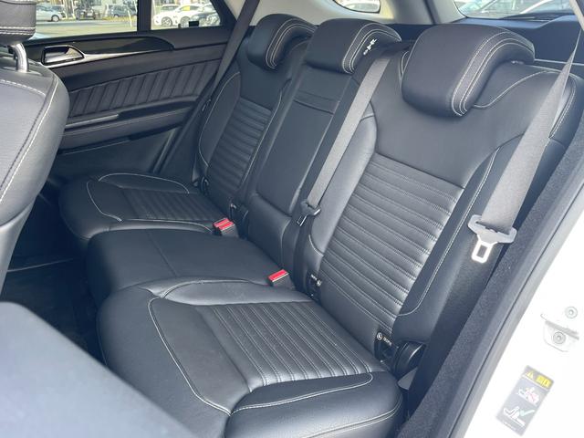 納車日より最長１０年間の保証をご用意致しました。（メーカーや年式等の諸条件がございます）輸入車が初めてのお客様、アフターがご心配なお客様にもより安心していただけますよう、ご用意致しました。