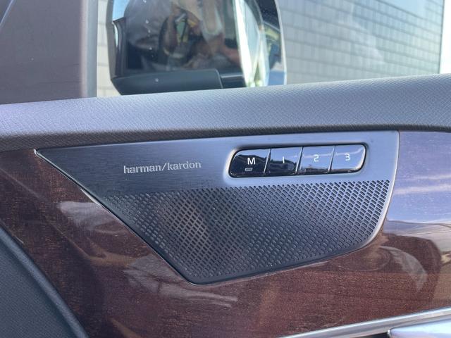 ＸＣ９０ Ｔ５　ＡＷＤ　ノルディックエディション　１５０台限定　サンルーフ　ｈａｒｍａｎ／ｋａｒｄｏｎ　ＨＵＤ　茶革シート　ナビ　３６０度カメラ　ＴＶ　純正２０インチアルミ　ＡＣＣ　パワーバックドア　シートヒーター　パワーシート　ＥＴＣ　ドラレコ（5枚目）