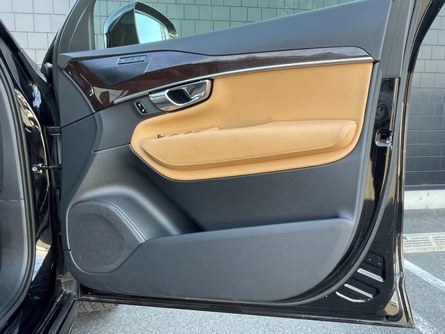 ＸＣ９０ Ｔ５　ＡＷＤ　ノルディックエディション　１５０台限定　サンルーフ　ｈａｒｍａｎ／ｋａｒｄｏｎ　ＨＵＤ　茶革シート　ナビ　３６０度カメラ　ＴＶ　純正２０インチアルミ　ＡＣＣ　パワーバックドア　シートヒーター　パワーシート　ＥＴＣ　ドラレコ（38枚目）