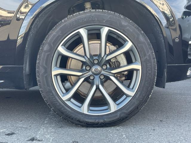 ＸＣ９０ Ｔ５　ＡＷＤ　ノルディックエディション　１５０台限定　サンルーフ　ｈａｒｍａｎ／ｋａｒｄｏｎ　ＨＵＤ　茶革シート　ナビ　３６０度カメラ　ＴＶ　純正２０インチアルミ　ＡＣＣ　パワーバックドア　シートヒーター　パワーシート　ＥＴＣ　ドラレコ（52枚目）