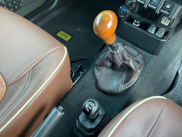 ジムニー ＸＬ　社外ステアリング　ルーフラッピング　シートカバー　社外ナビ　　フルセグＴＶ　シートヒーター　　ドライブレコーダー　ＥＴＣ（17枚目）