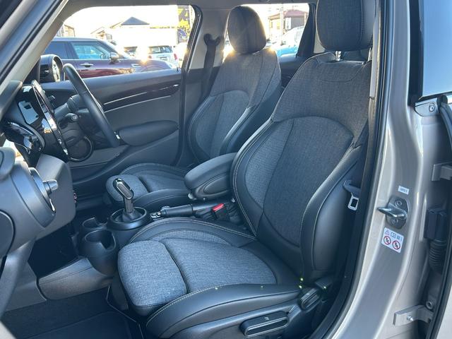 ＭＩＮＩ クーパーＤ　ドライビングアシストＰＫＧ　クラシックトリム　ブラックルーフ　コンフォートアセス　純正ナビ　バックカメラ　黒革ハーフレザーシート　ＬＥＤオートライト　Ｂｌｕｅｔｏｏｔｈ　クルコン　ドラレコ　ＥＴＣ（32枚目）