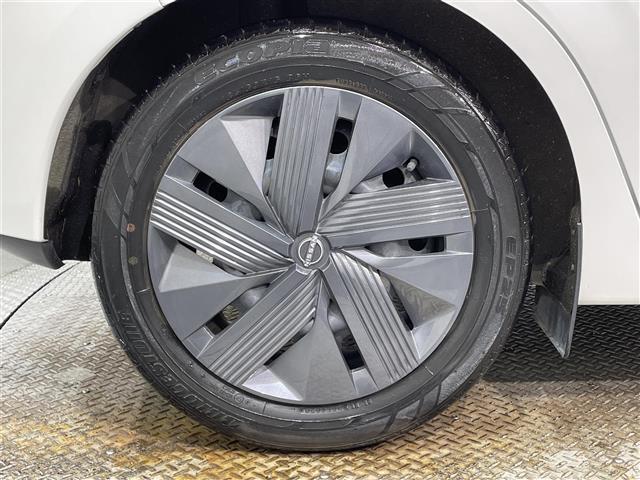 X ニッサンコネクト9インチナビ プロパイロット デジタルインナーミラー 衝突軽減ブレーキ 置くだけ充電 BSM ドライブレコーダー コーナーセンサー ビルトインETC2.0 全方位カメラ LEDライト(38枚目)