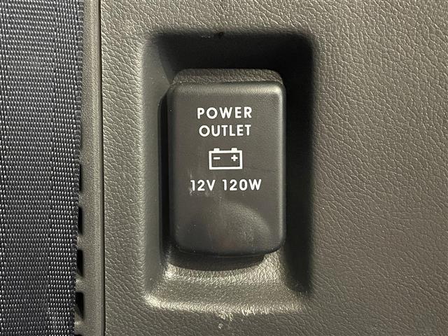 Ｄ　パワーパッケージ　ＫＥＮＷＯＯＤ７インチナビ　アルパイン９インチフリップダウンモニター　両側パワースライドドア　クルーズコントロール　ドライブレコーダー　ビルトインＥＴＣ　シートヒーター　Ｂｌｏｕｅｔｏｏｔｈ　ＬＥＤ(12枚目)