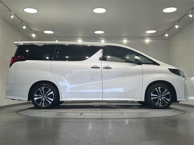 アルファード 2.5S Cパッケージ 純正9インチディスプレイ ツインムーンルーフ フリップダウンモニター 両側パワースライドドア パワーバックドア レーダークルーズコントロール 衝突軽減ブレーキ ハンドルヒーター シートヒーター ETC(79枚目)