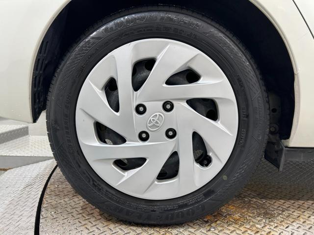 アクア Ｇ　純正ナビ　衝突軽減ブレーキ　車線逸脱警報　クルーズコントロール　バックカメラ　アクセサリーソケット　オートハイビーム　電動格納ミラー　ＩＳＯＦＩＸ　純正フロアマット　スマートキー　ハイブリッド車（80枚目）