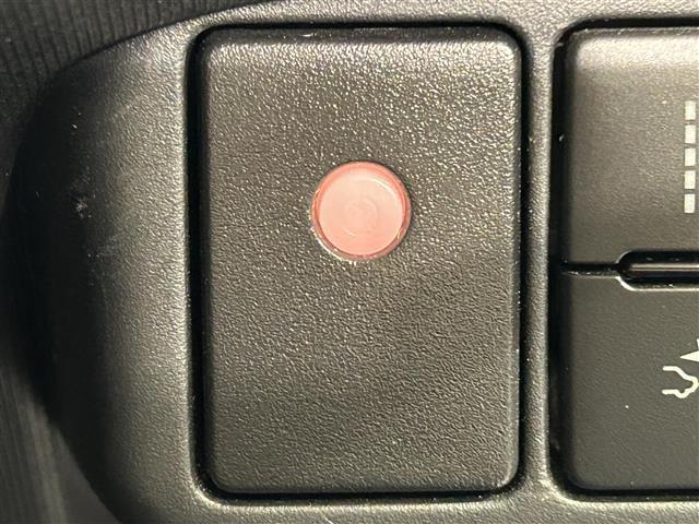 アクア Ｓスタイルブラック　純正ナビ　衝突軽減ブレーキ　ＬＥＤヘッドライト　ＥＴＣ　バックカメラ　ドライブレコーダー　コーナーセンサー　レーンキープアシスト　レーンキープアシスト　オートハイビーム　プッシュスタート　スマートキ（7枚目）