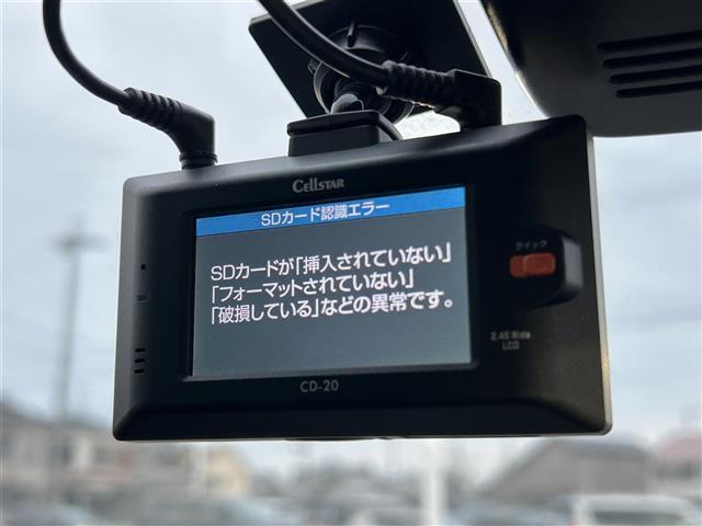 アクア Ｓスタイルブラック　純正ナビ　衝突軽減ブレーキ　ＬＥＤヘッドライト　ＥＴＣ　バックカメラ　ドライブレコーダー　コーナーセンサー　レーンキープアシスト　レーンキープアシスト　オートハイビーム　プッシュスタート　スマートキ（9枚目）