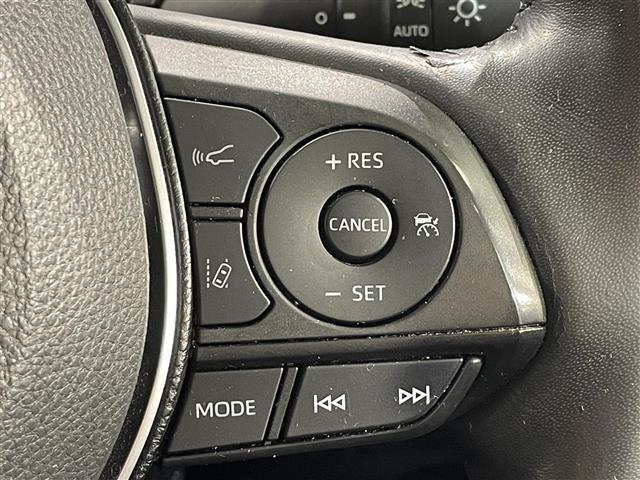 ＲＡＶ４ ハイブリッドＧ　純正ナビ　衝突軽減ブレーキ　レーダークルーズコントロール　ビルトインＥＴＣ２．０　シートヒーター　ＬＥＤヘッドライト　バックカメラ　ドライブレコーダー　フルセグＴＶ　Ｂｌｕｅｔｏｏｔｈ　スマートキー（4枚目）