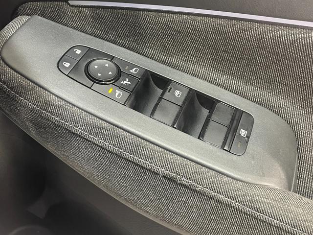 オーラ Ｇ　純正９インチナビ　ＢＯＳＥサウンド　プロパイロット　衝突軽減ブレーキ　アラウンドビューモニター　ビルトインＥＴＣ２．０　ＬＥＤヘッドライト　ドライブレコーダー　デジタルインナーミラー　フルセグＴＶ（22枚目）