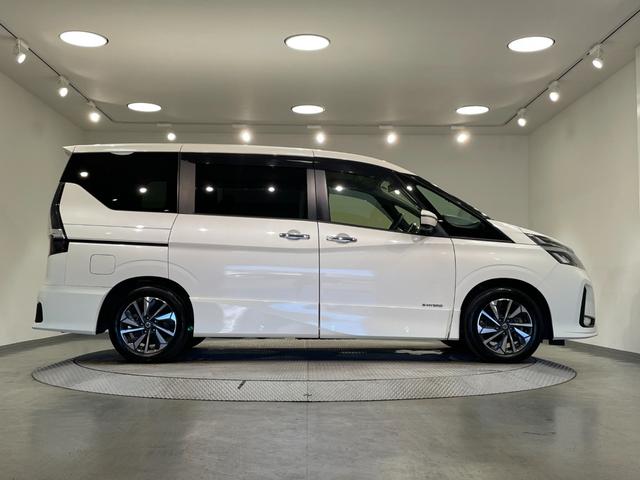 セレナ ハイウェイスター　Ｖ　純正１０インチナビ　フリップダウンモニター　プロパイロット　衝突軽減ブレーキ　両側電動スライドドア　アラウンドビューモニター　ＬＥＤヘッドライト　ＥＴＣ　ドライブレコーダー　ブラインドスポットモニター（69枚目）
