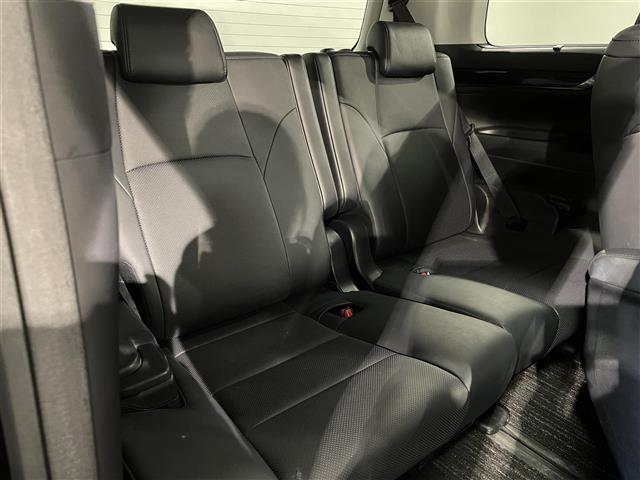 ヴェルファイア ２．５Ｚ　Ｇエディション　純正９インチナビ　フリップダウンモニター　ＡＣ１００Ｖ　両側電動スライドドア　レーダークルーズコントロール　ＥＴＣ２．０　シートヒーター　エアーシート　ＬＥＤ　バックカメラ　ステアリングヒーター（17枚目）