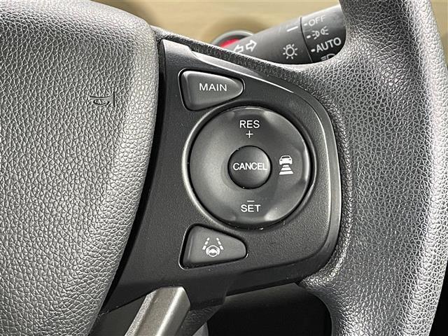 フリードハイブリッド ハイブリッド・Ｇホンダセンシング　純正ナビ　両側パワースライドドア　衝突軽減ブレーキ　レーダークルーズコントロール　ビルトインＥＴＣ　ＬＥＤヘッドライト　バックカメラ　ドライブレコーダー　車線逸脱警報　プッシュスタート　スマートキー（8枚目）