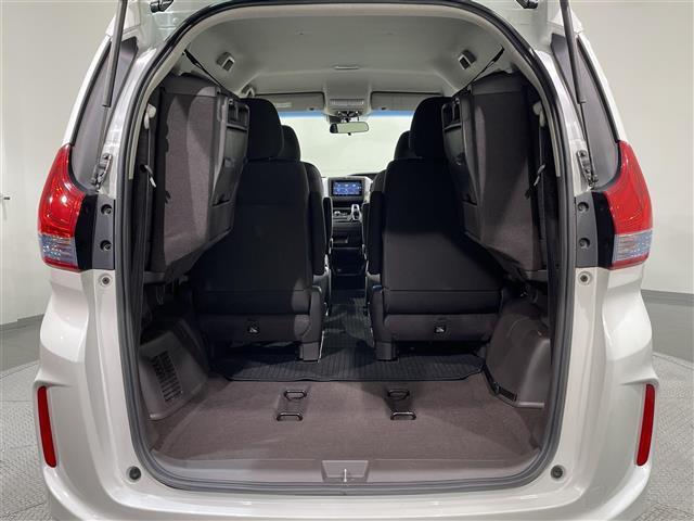 フリードハイブリッド ハイブリッド・Ｇホンダセンシング　純正ナビ　両側パワースライドドア　衝突軽減ブレーキ　レーダークルーズコントロール　ビルトインＥＴＣ　ＬＥＤヘッドライト　バックカメラ　ドライブレコーダー　車線逸脱警報　プッシュスタート　スマートキー（18枚目）