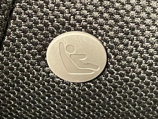 フリードハイブリッド ハイブリッド・Ｇホンダセンシング　純正ナビ　両側パワースライドドア　衝突軽減ブレーキ　レーダークルーズコントロール　ビルトインＥＴＣ　ＬＥＤヘッドライト　バックカメラ　ドライブレコーダー　車線逸脱警報　プッシュスタート　スマートキー（76枚目）