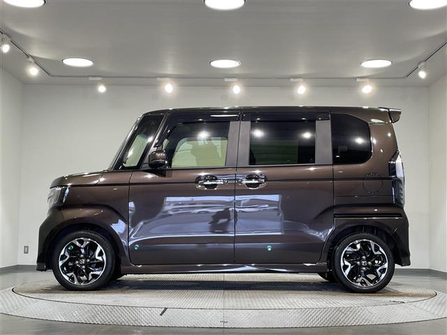 N-BOXカスタム G・Lターボホンダセンシング 純正ナビ 両側パワースライドドア レーダークルーズコントロール 衝突軽減ブレーキ シートヒーター ハーフレザー クリアランスソナー バックカメラ パドルシフト ビルトインETC LEDヘッドライト(40枚目)