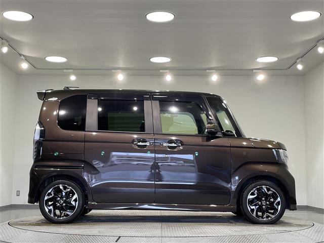 N-BOXカスタム G・Lターボホンダセンシング 純正ナビ 両側パワースライドドア レーダークルーズコントロール 衝突軽減ブレーキ シートヒーター ハーフレザー クリアランスソナー バックカメラ パドルシフト ビルトインETC LEDヘッドライト(43枚目)