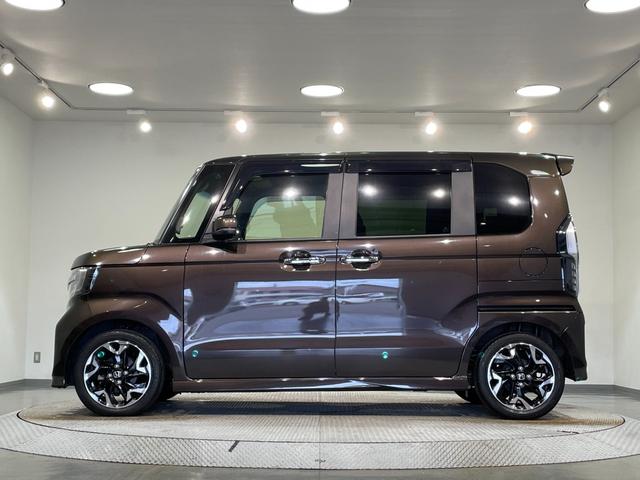 N-BOXカスタム G・Lターボホンダセンシング 純正ナビ 両側パワースライドドア レーダークルーズコントロール 衝突軽減ブレーキ シートヒーター ハーフレザー クリアランスソナー バックカメラ パドルシフト ビルトインETC LEDヘッドライト(70枚目)