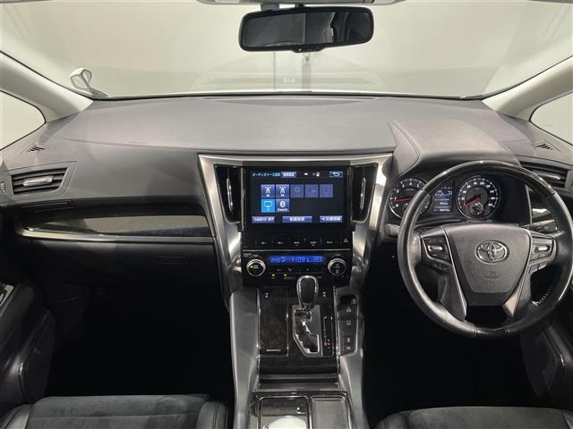 アルファード 2.5S Cパッケージ 純正10インチナビ フリップダウンモニター サンルーフ 衝突軽減ブレーキ 両側電動スライドドア レーダークルーズコントロール ETC 三眼LED バックカメラ ステアリングヒーター 電動リアゲード(2枚目)