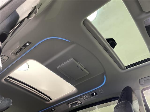 アルファード 2.5S Cパッケージ 純正10インチナビ フリップダウンモニター サンルーフ 衝突軽減ブレーキ 両側電動スライドドア レーダークルーズコントロール ETC 三眼LED バックカメラ ステアリングヒーター 電動リアゲード(5枚目)