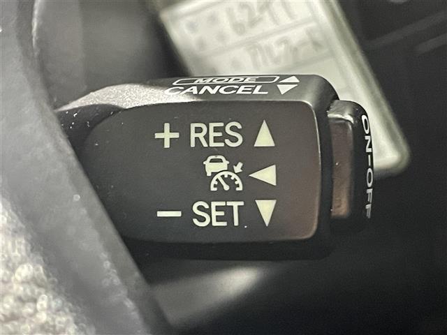 アルファード 2.5S Cパッケージ 純正10インチナビ フリップダウンモニター サンルーフ 衝突軽減ブレーキ 両側電動スライドドア レーダークルーズコントロール ETC 三眼LED バックカメラ ステアリングヒーター 電動リアゲード(8枚目)