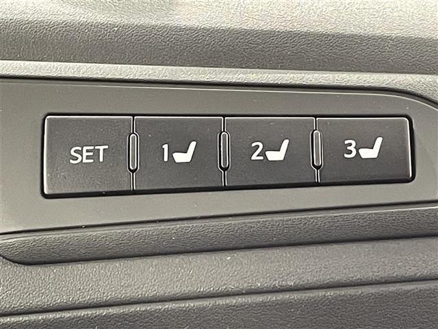 アルファード 2.5S Cパッケージ 純正10インチナビ フリップダウンモニター サンルーフ 衝突軽減ブレーキ 両側電動スライドドア レーダークルーズコントロール ETC 三眼LED バックカメラ ステアリングヒーター 電動リアゲード(12枚目)