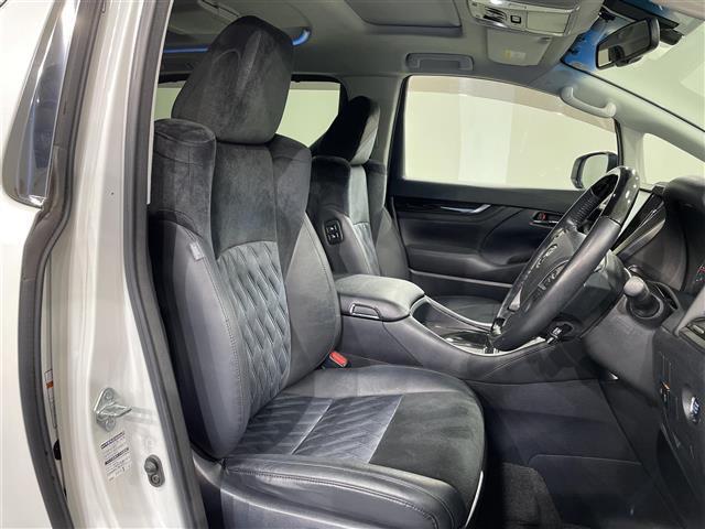 アルファード 2.5S Cパッケージ 純正10インチナビ フリップダウンモニター サンルーフ 衝突軽減ブレーキ 両側電動スライドドア レーダークルーズコントロール ETC 三眼LED バックカメラ ステアリングヒーター 電動リアゲード(14枚目)