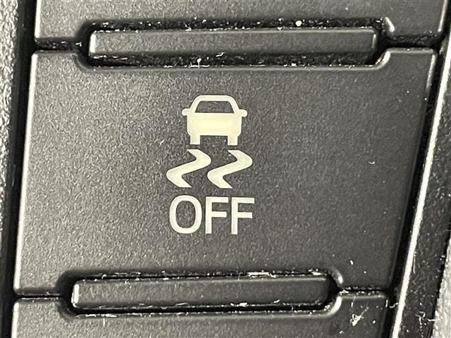 アルファード 2.5S Cパッケージ 純正10インチナビ フリップダウンモニター サンルーフ 衝突軽減ブレーキ 両側電動スライドドア レーダークルーズコントロール ETC 三眼LED バックカメラ ステアリングヒーター 電動リアゲード(28枚目)