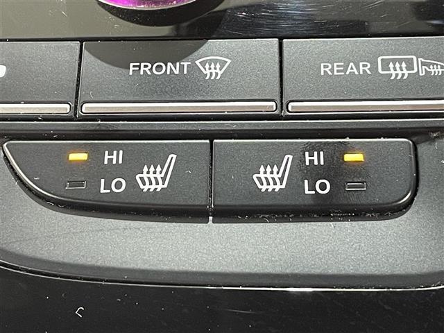 フリードハイブリッド ハイブリッド・クロスターホンダセンシング　純正ナビ　両側パワースライドドア　レーダークルーズコントロール　衝突軽減ブレーキ　シートヒーター　ビルトインＥＴＣ　ＬＥＤヘッドライト　バックカメラ　ドライブレコーダー　純正フロアマット　ＬＥＤフォグ（8枚目）