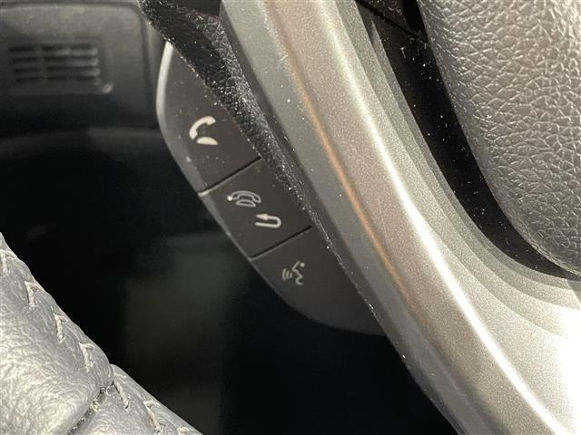 フリードハイブリッド ハイブリッド・クロスターホンダセンシング　純正ナビ　両側パワースライドドア　レーダークルーズコントロール　衝突軽減ブレーキ　シートヒーター　ビルトインＥＴＣ　ＬＥＤヘッドライト　バックカメラ　ドライブレコーダー　純正フロアマット　ＬＥＤフォグ（23枚目）