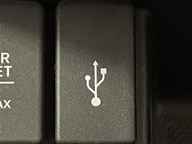 フリードハイブリッド ハイブリッド・クロスターホンダセンシング　純正ナビ　両側パワースライドドア　レーダークルーズコントロール　衝突軽減ブレーキ　シートヒーター　ビルトインＥＴＣ　ＬＥＤヘッドライト　バックカメラ　ドライブレコーダー　純正フロアマット　ＬＥＤフォグ（31枚目）