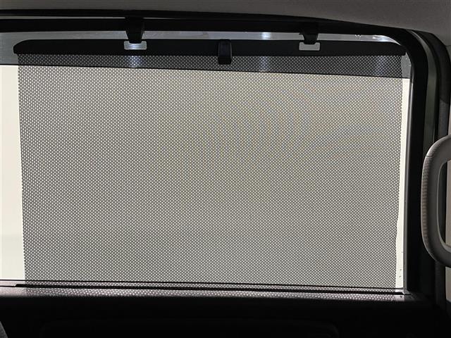 フリードハイブリッド ハイブリッド・クロスターホンダセンシング　純正ナビ　両側パワースライドドア　レーダークルーズコントロール　衝突軽減ブレーキ　シートヒーター　ビルトインＥＴＣ　ＬＥＤヘッドライト　バックカメラ　ドライブレコーダー　純正フロアマット　ＬＥＤフォグ（32枚目）