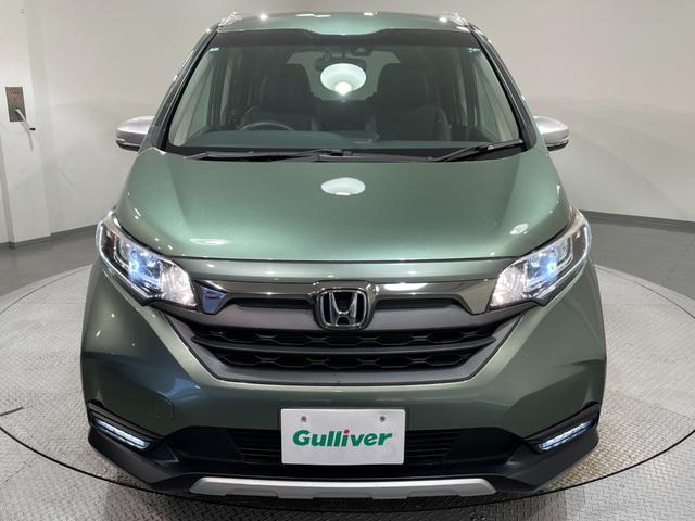 フリードハイブリッド ハイブリッド・クロスターホンダセンシング　純正ナビ　両側パワースライドドア　レーダークルーズコントロール　衝突軽減ブレーキ　シートヒーター　ビルトインＥＴＣ　ＬＥＤヘッドライト　バックカメラ　ドライブレコーダー　純正フロアマット　ＬＥＤフォグ（52枚目）