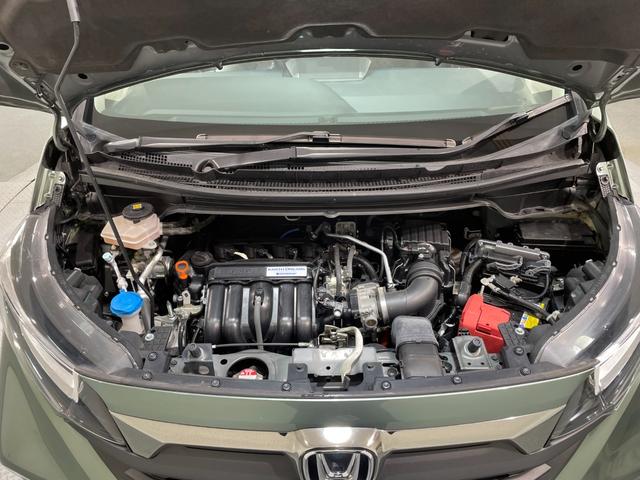 フリードハイブリッド ハイブリッド・クロスターホンダセンシング　純正ナビ　両側パワースライドドア　レーダークルーズコントロール　衝突軽減ブレーキ　シートヒーター　ビルトインＥＴＣ　ＬＥＤヘッドライト　バックカメラ　ドライブレコーダー　純正フロアマット　ＬＥＤフォグ（67枚目）