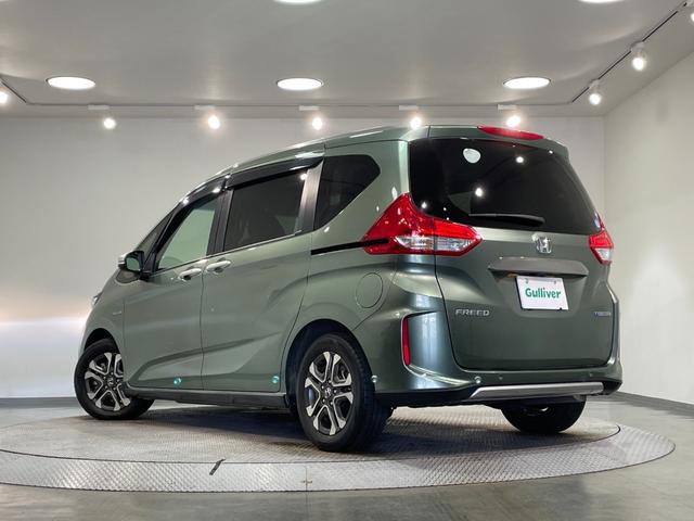 フリードハイブリッド ハイブリッド・クロスターホンダセンシング　純正ナビ　両側パワースライドドア　レーダークルーズコントロール　衝突軽減ブレーキ　シートヒーター　ビルトインＥＴＣ　ＬＥＤヘッドライト　バックカメラ　ドライブレコーダー　純正フロアマット　ＬＥＤフォグ（80枚目）