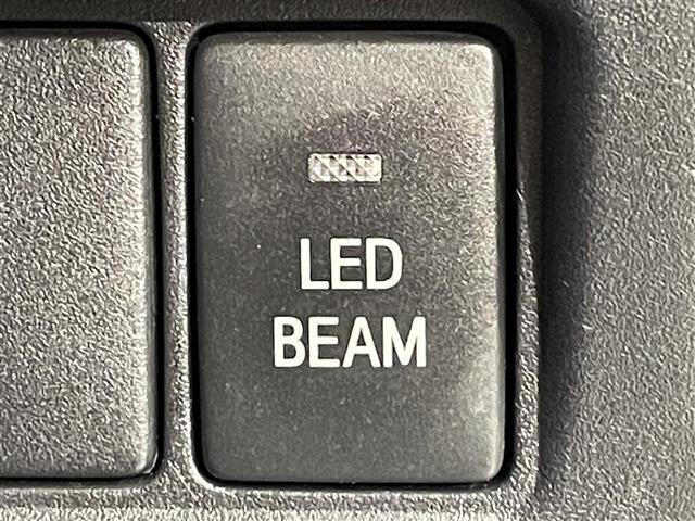 ヴォクシー ZS GRスポーツ 純正10型ナビ 純正フリップダウンモニター トヨタセーフティーセンス 衝突軽減ブレーキ 車線逸脱警報 クルーズコントロール バックカメラ ETC 両側パワースライドドア オートハイビーム Wエアコン(31枚目)