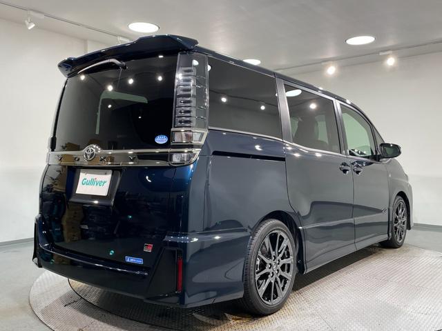 ヴォクシー ZS GRスポーツ 純正10型ナビ 純正フリップダウンモニター トヨタセーフティーセンス 衝突軽減ブレーキ 車線逸脱警報 クルーズコントロール バックカメラ ETC 両側パワースライドドア オートハイビーム Wエアコン(77枚目)