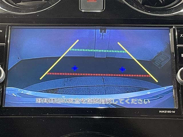 ノート e-パワー X ブラックアロー 純正ナビ 衝突軽減ブレーキ バックカメラ フルセグテレビ 2トーンカラー コーナーセンサー ETC スマートキー 純正ドライブレコーダー 純正アルミホイール プッシュスタート テレビキャンセラー(3枚目)