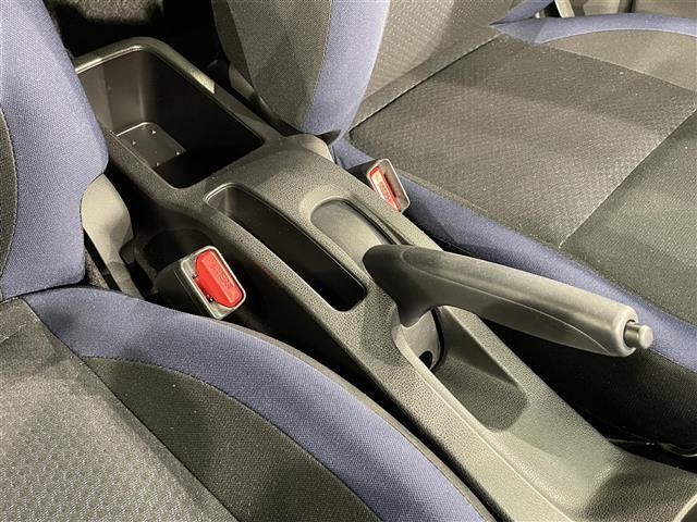 ノート e-パワー X ブラックアロー 純正ナビ 衝突軽減ブレーキ バックカメラ フルセグテレビ 2トーンカラー コーナーセンサー ETC スマートキー 純正ドライブレコーダー 純正アルミホイール プッシュスタート テレビキャンセラー(26枚目)