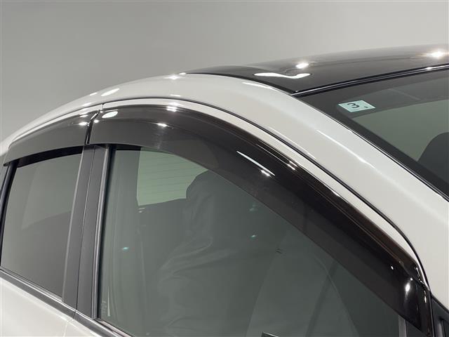 ノート e-パワー X ブラックアロー 純正ナビ 衝突軽減ブレーキ バックカメラ フルセグテレビ 2トーンカラー コーナーセンサー ETC スマートキー 純正ドライブレコーダー 純正アルミホイール プッシュスタート テレビキャンセラー(33枚目)