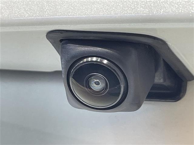 ノート e-パワー X ブラックアロー 純正ナビ 衝突軽減ブレーキ バックカメラ フルセグテレビ 2トーンカラー コーナーセンサー ETC スマートキー 純正ドライブレコーダー 純正アルミホイール プッシュスタート テレビキャンセラー(35枚目)